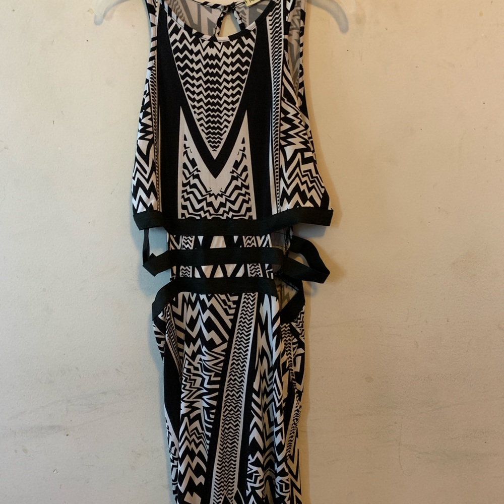 Chic Black and White Patterned Dress